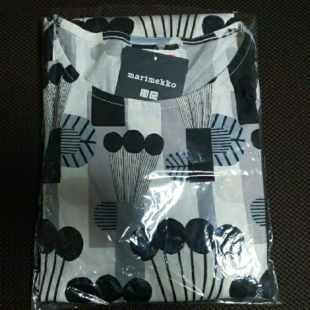 marimekko(マリメッコ)の（ 新品  タグ付 ）マリメッコ × ユニクロ  コラボ  ワンピース（S） レディースのワンピース(ロングワンピース/マキシワンピース)の商品写真