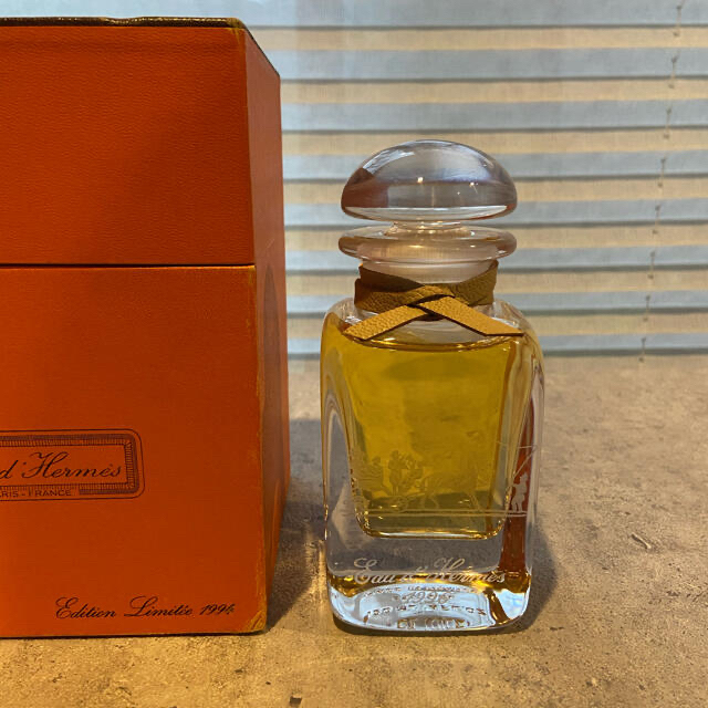 Hermes(エルメス)のオードゥエルメス 1996年/2001年限定ボトル 2本セット　120ml 香水 コスメ/美容の香水(ユニセックス)の商品写真