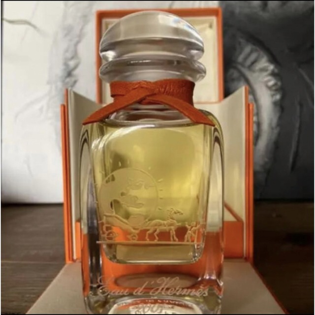 Hermes(エルメス)のオードゥエルメス 1996年/2001年限定ボトル 2本セット　120ml 香水 コスメ/美容の香水(ユニセックス)の商品写真