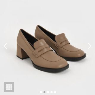 チャールズアンドキース(Charles and Keith)のペニーローファーパンプス (ローファー/革靴)