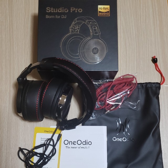 【新品・未使用品】OneOdio Pro50 ハイレゾ ヘッドホン 50mm スマホ/家電/カメラのオーディオ機器(ヘッドフォン/イヤフォン)の商品写真