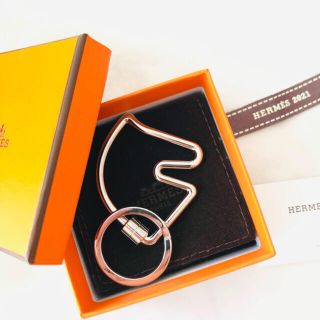 エルメス(Hermes)の入手困難‼︎ エルメス🍊シュバルキーリング(キーホルダー)