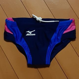 ミズノ(MIZUNO)のスウィン　水着　130㎝(水着)