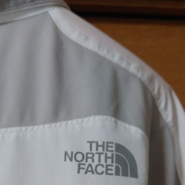 THE NORTH FACE(ザノースフェイス)のTHE NORTH FACE ナイロンジャンパー レディースのジャケット/アウター(ナイロンジャケット)の商品写真