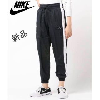 【美品】 NIKE ナイキ レディース ナイロンカーゴパンツ