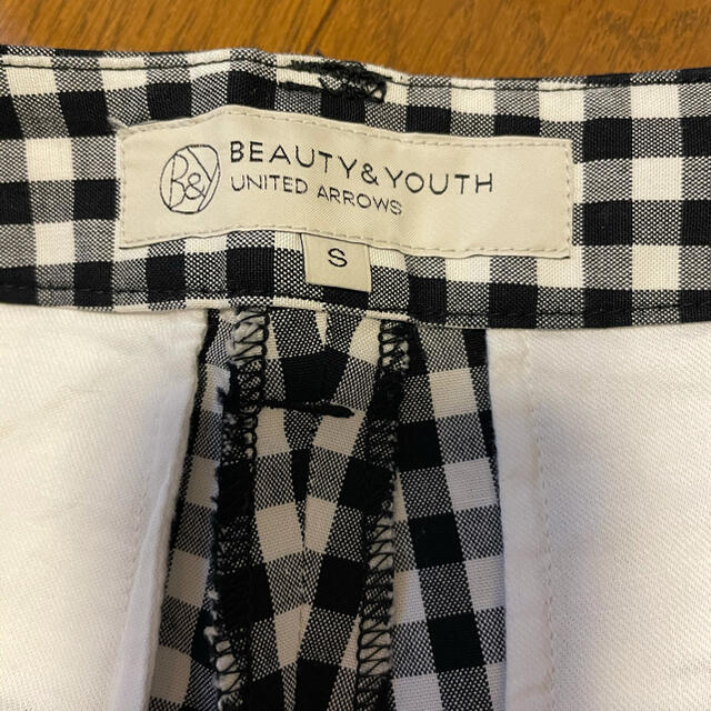 BEAUTY&YOUTH UNITED ARROWS(ビューティアンドユースユナイテッドアローズ)の【お値下げ】ビューティーアンドユース　ギンガムチェックパンツ レディースのパンツ(カジュアルパンツ)の商品写真