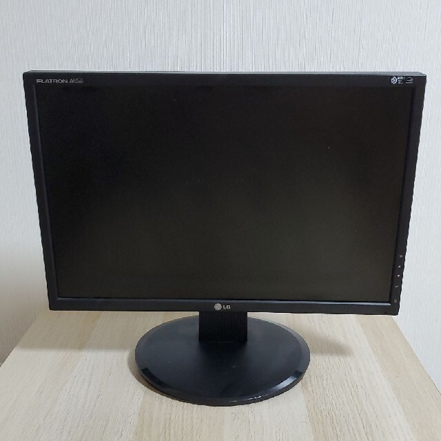 液晶ディスプレイ　LG L194WT-BF