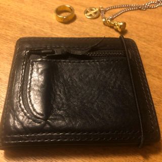 Name. LEATHER WALLET(折り財布)