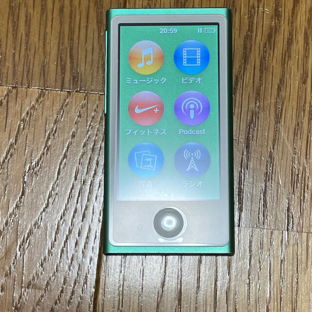 iPod(アイポッド)のiPod Nano 7世代　グリーン スマホ/家電/カメラのオーディオ機器(ポータブルプレーヤー)の商品写真