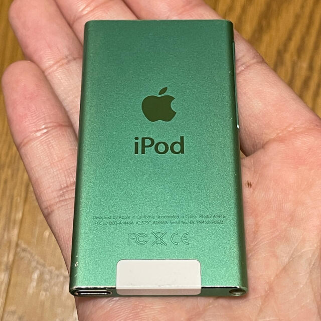 iPod(アイポッド)のiPod Nano 7世代　グリーン スマホ/家電/カメラのオーディオ機器(ポータブルプレーヤー)の商品写真