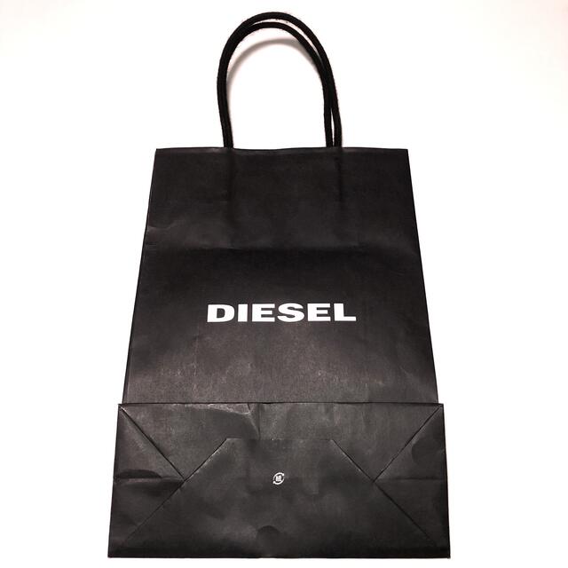 DIESEL 紙袋　ショッパー　 インテリア/住まい/日用品のオフィス用品(ラッピング/包装)の商品写真