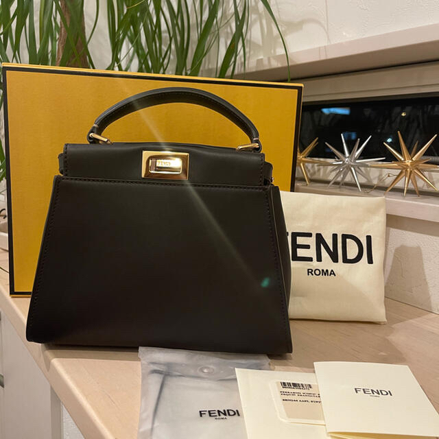 【正規品】FENDI ピーカブー　アイコニック　ミニ