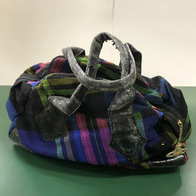 Vivienne Westwood(ヴィヴィアンウエストウッド)のVivienne Westwood Metropolitan YASMINE  レディースのバッグ(ハンドバッグ)の商品写真