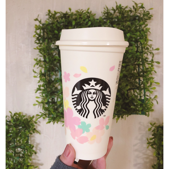 Starbucks Coffee(スターバックスコーヒー)のスタバ　STARBUCKS　さくら　リユーザブルカップ　タンブラー インテリア/住まい/日用品のキッチン/食器(タンブラー)の商品写真