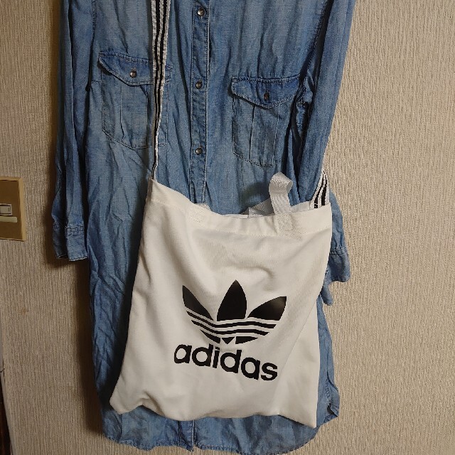 adidas(アディダス)の未使用!アディダス　2wayショルダーバッグ レディースのバッグ(ショルダーバッグ)の商品写真