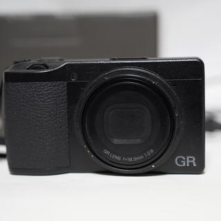 リコー(RICOH)のRICOH GR III(コンパクトデジタルカメラ)