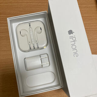 アップル(Apple)のiPhone イヤホンと電源アダプター【純正】(その他)