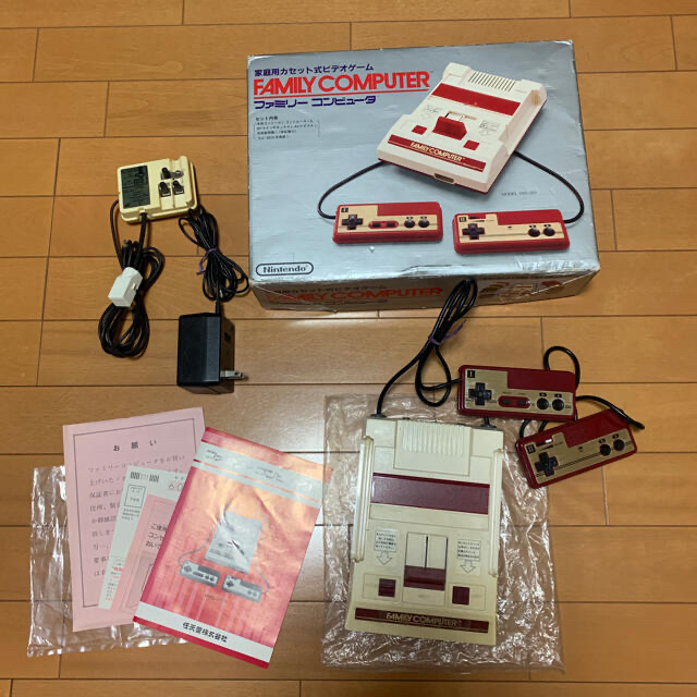 ファミリーコンピューター ファミコン本体+カセット17本 - www