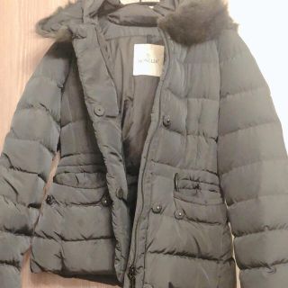 モンクレール(MONCLER)のモンクレール　ダウン　グレー　シリアルナンバー付き(ダウンジャケット)