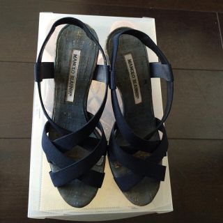 マノロブラニク(MANOLO BLAHNIK)のmeg meg様専用 マノロブラニク サンダル(サンダル)