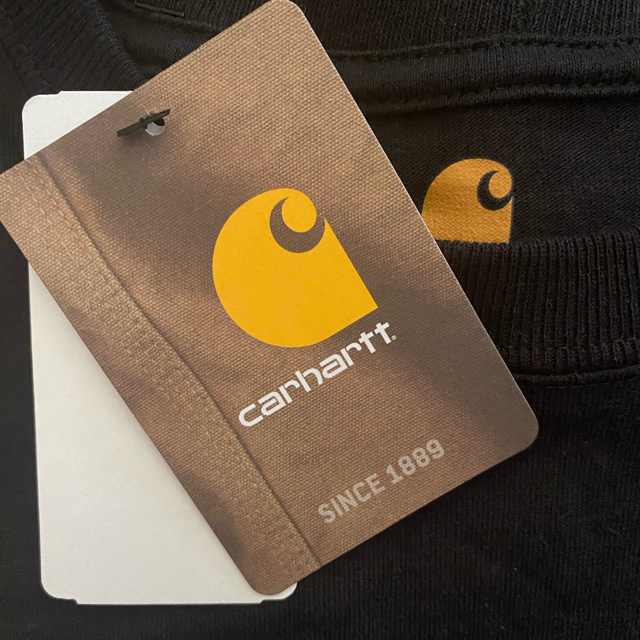 carhartt(カーハート)のカーハート　carhartt ロゴTシャツ(タグ付き) メンズのトップス(Tシャツ/カットソー(半袖/袖なし))の商品写真