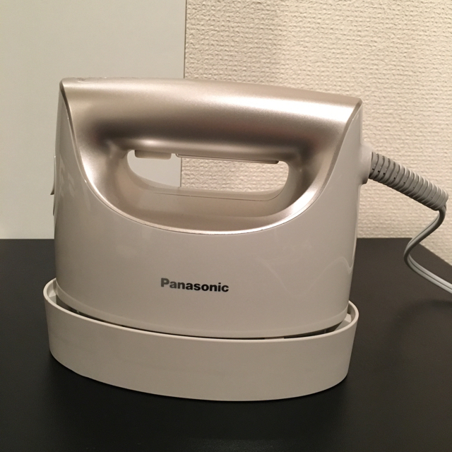 Panasonic 衣類スチーマー NI-CFS760-C 美品 Panasonic 衣類スチーマー NI-CFS760-C 美品
