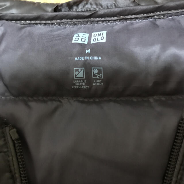 UNIQLO(ユニクロ)のユニクロ　インナーダウン　  モカ　M レディースのジャケット/アウター(ダウンジャケット)の商品写真