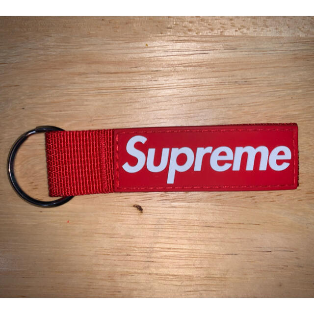 Supreme(シュプリーム)のSupreme Webbing Keychain "Red" メンズのファッション小物(キーホルダー)の商品写真