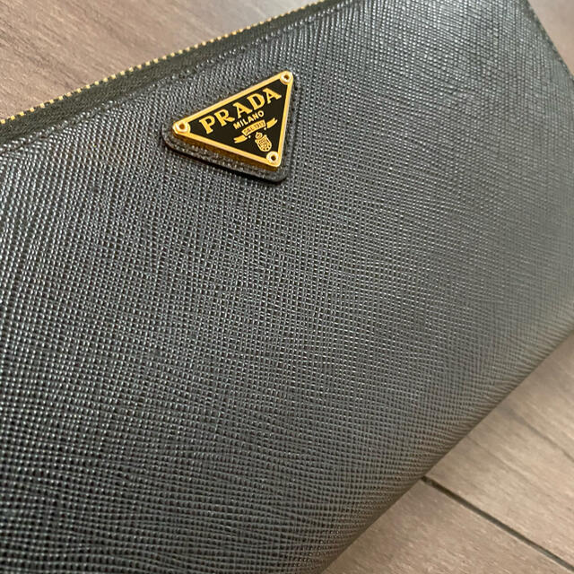 PRADA｟美品｠プラダ 長財布　サフィアーノ