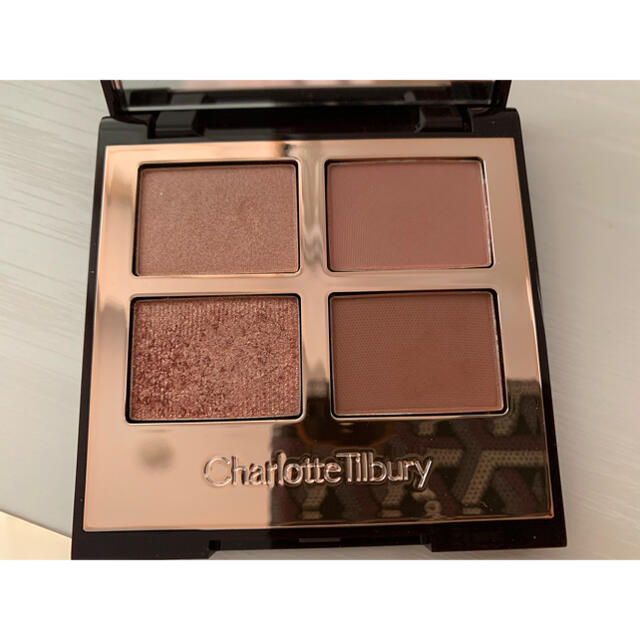 Charlotte Tilbury pillow talk eyeshadow コスメ/美容のベースメイク/化粧品(アイシャドウ)の商品写真