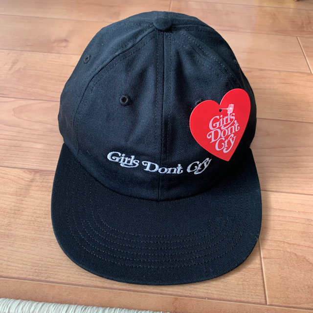 GDC(ジーディーシー)のGIRLS DON'T CRY   6 PANEL CAP  BLACK メンズの帽子(キャップ)の商品写真