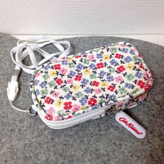 キャスキッドソン(Cath Kidston)のCath Kidston❤︎新品・デジカメケース(モバイルケース/カバー)