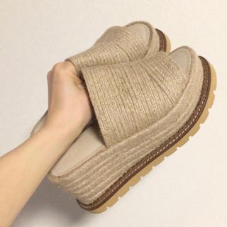 しているの】 moussy - moussy / JUTE SOLE WEDGE ミュールの通販 by