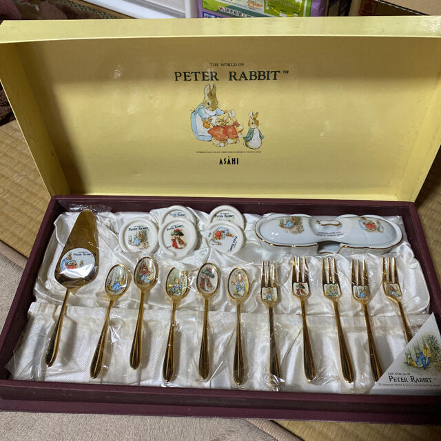 PETER RABBIT　スプーン フォークセット インテリア/住まい/日用品のキッチン/食器(食器)の商品写真