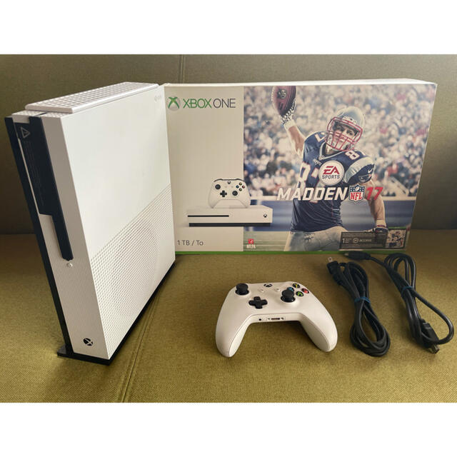 XBOX  ONE  S    1TB