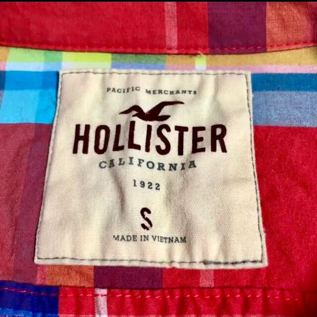 Hollister(ホリスター)のホリスター　長袖シャツ　赤 メンズのトップス(シャツ)の商品写真