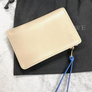 ロエベ(LOEWE)のコンパクト財布　ロエベ　二つ折り(財布)