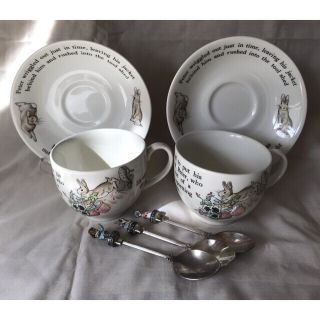 ウェッジウッド(WEDGWOOD)のは。様専用　ウェッジウッド ピーターラビット カップ＆ソーサー2客とスプーン3本(食器)