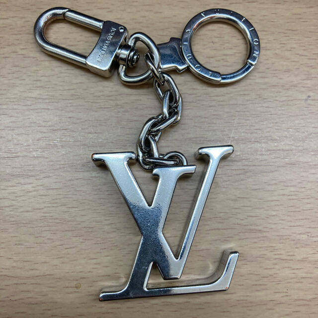 LOUIS VUITTON - ルイヴィトン ポルトクレイニシャルの通販 by taka's shop｜ルイヴィトンならラクマ