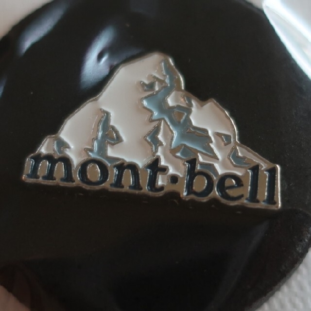 mont bell(モンベル)のmont-bellピンバッチ エンタメ/ホビーのアニメグッズ(バッジ/ピンバッジ)の商品写真