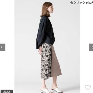 アドーア(ADORE)の美品アドーアドローイングフラワーレースAラインスカート(ひざ丈スカート)