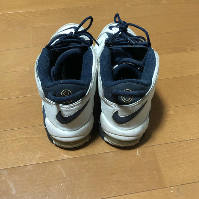 ひぃさん専用　NIKE ナイキ　モアテン メンズの靴/シューズ(スニーカー)の商品写真