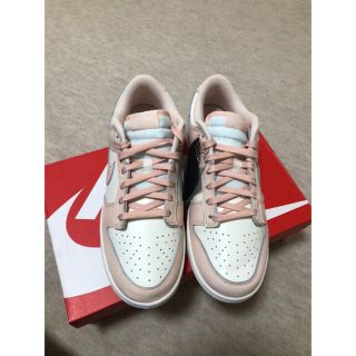 ナイキ(NIKE)のNIKE WMNS DUNK LOW  ORANGE PEARL(スニーカー)