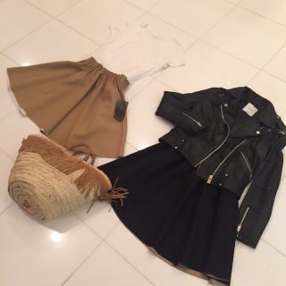 ザラ(ZARA)の新品タグつき💛Zara フレアスカートセット(ひざ丈スカート)