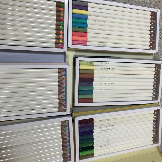 トンボ鉛筆(トンボエンピツ)の色鉛筆　TOMBO トンボ　90本 エンタメ/ホビーのアート用品(色鉛筆)の商品写真