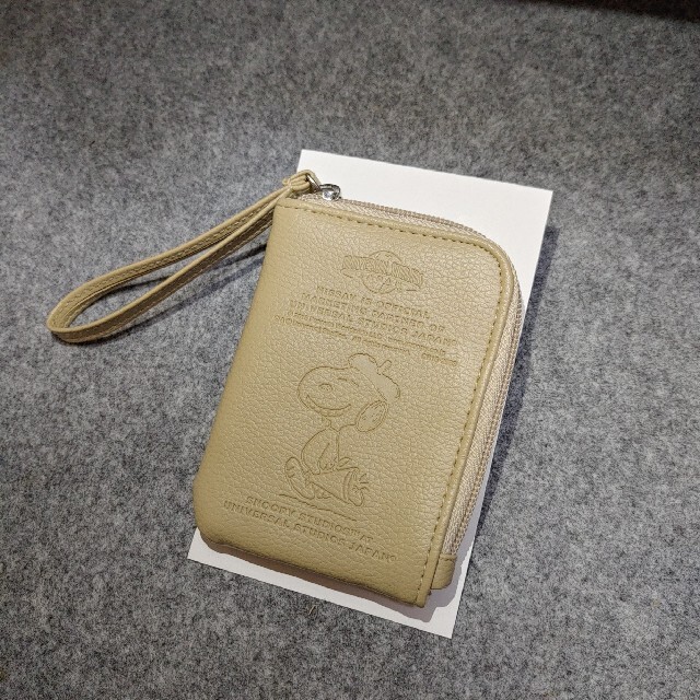 SNOOPY(スヌーピー)のスヌーピーカード入れ付きコインケース レディースのファッション小物(財布)の商品写真