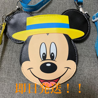 ディズニー(Disney)の【非売品】ディズニー　パスケース[ミッキーマウス](パスケース/IDカードホルダー)