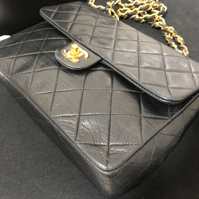 CHANEL(シャネル)のいち様専用　CHANEL シャネル　ミニマトラッセ　チェーンショルダー　バッグ レディースのバッグ(ショルダーバッグ)の商品写真