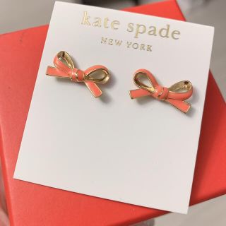 ケイトスペードニューヨーク(kate spade new york)のケイトスペード リボン ピアス(ピアス)