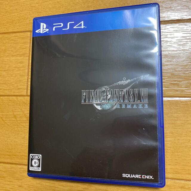 PlayStation4(プレイステーション4)のファイナルファンタジーVII リメイク PS4 エンタメ/ホビーのゲームソフト/ゲーム機本体(家庭用ゲーム機本体)の商品写真